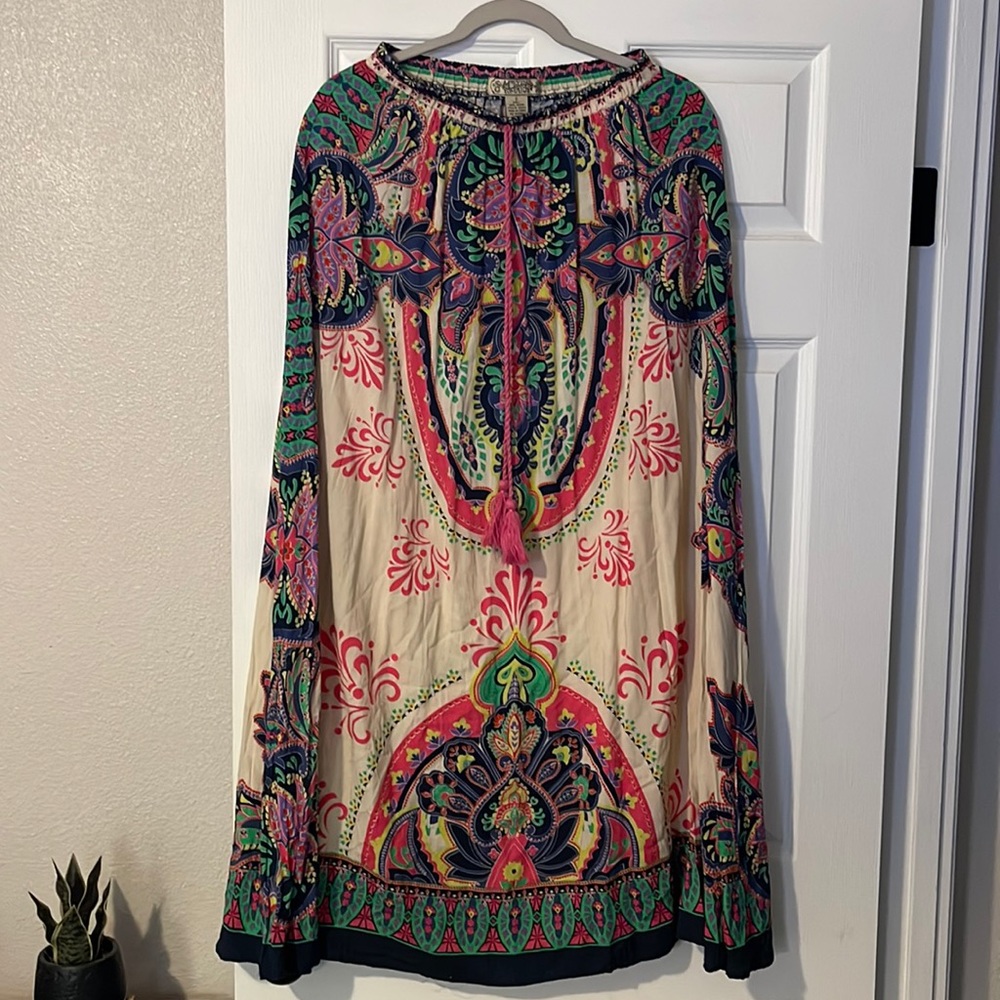 Multicolored long skirt.